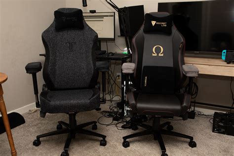 secret labs omega vs titan|secret lab titan chair weight.